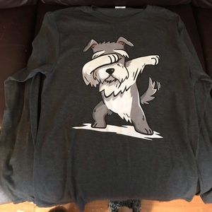 Fun long sleeved T-shirt.